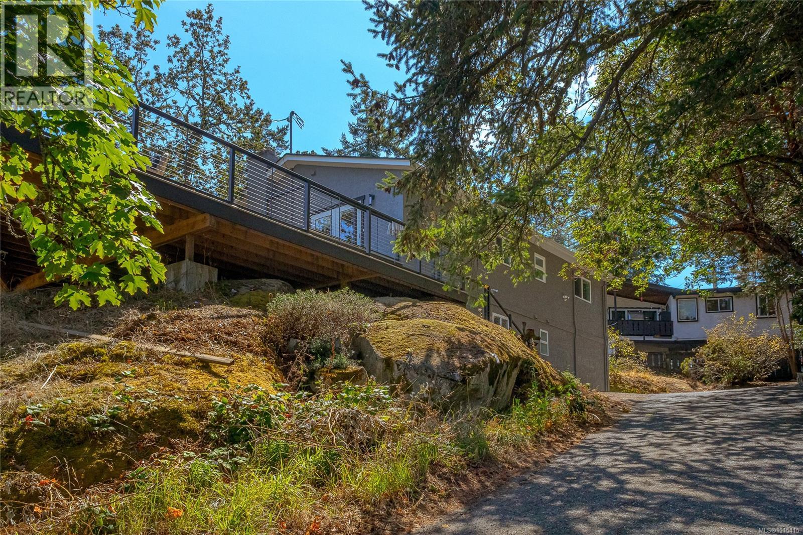  104 Dorothy Lane, View Royal