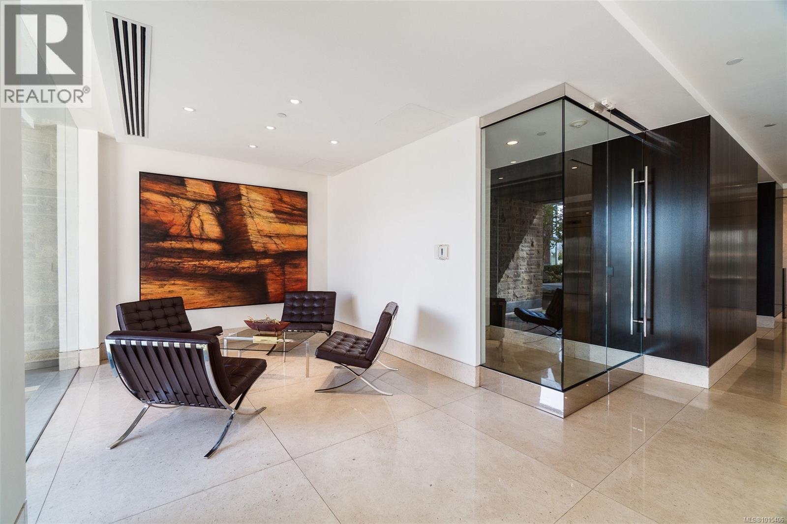 208 100 Saghalie Road, Victoria