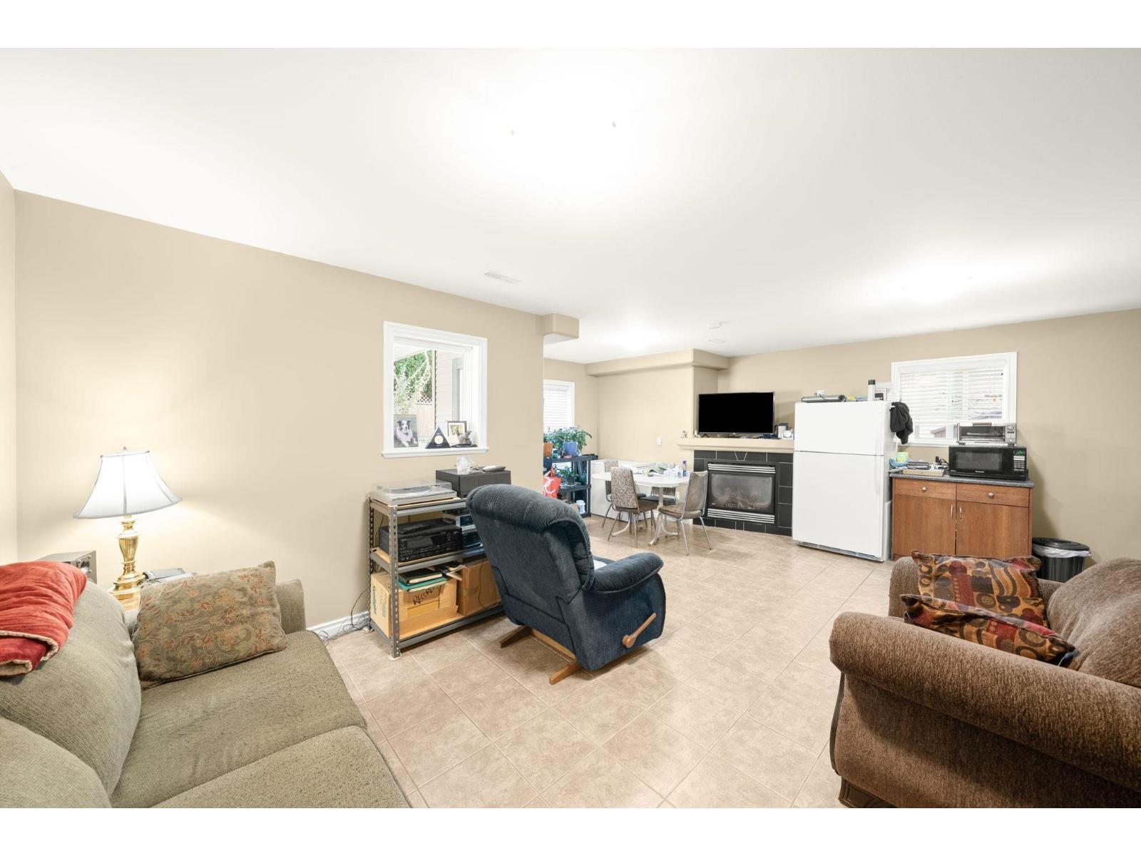 32726 LISSIMORE AVENUE, Mission