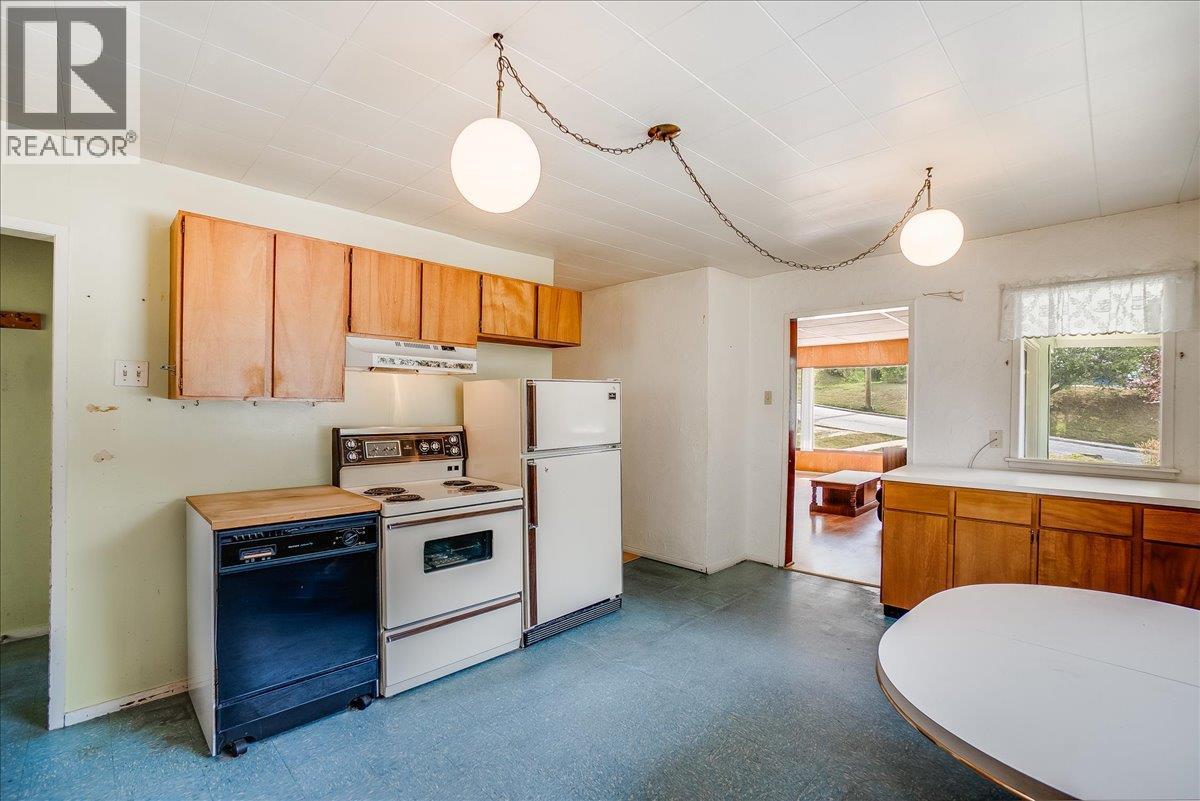 811 Latimer Street, Nelson