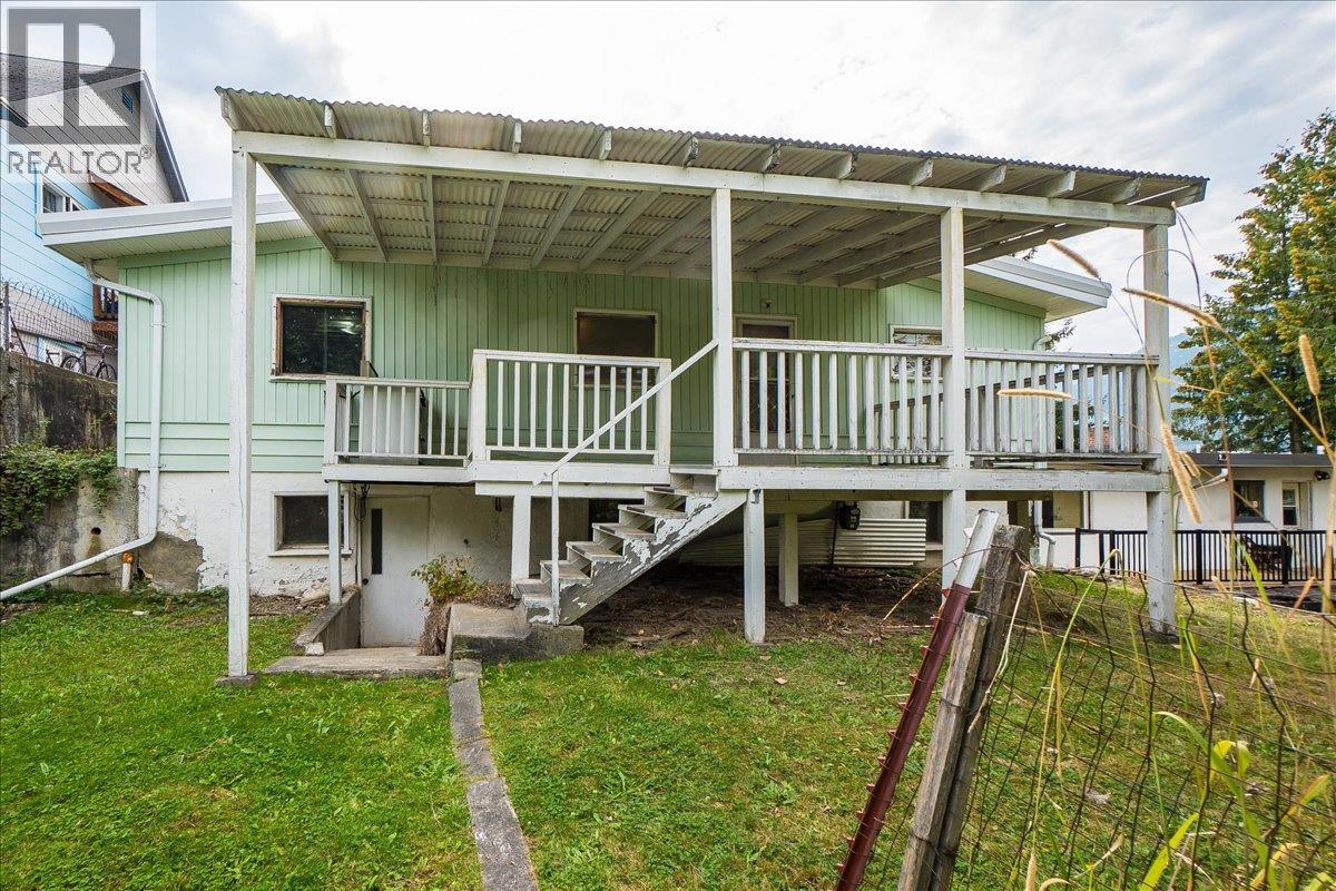 811 Latimer Street, Nelson
