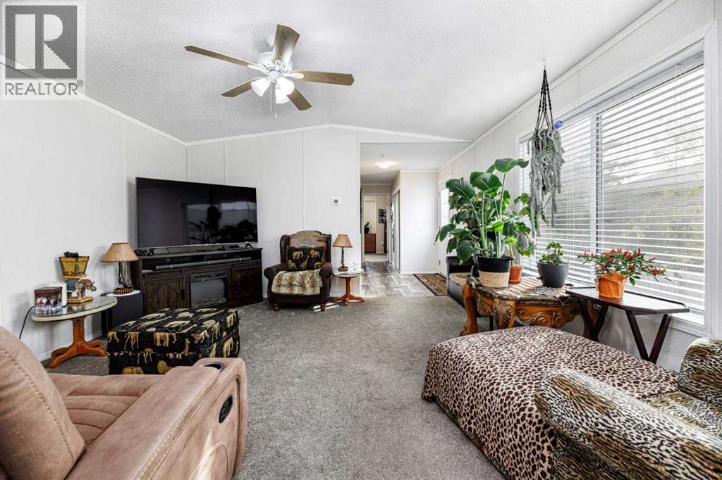 4922 Womacks, Blackfalds