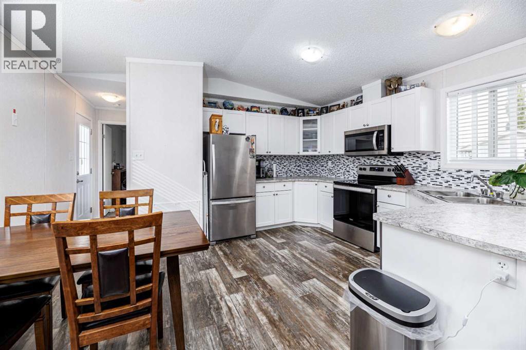 4922 Womacks, Blackfalds