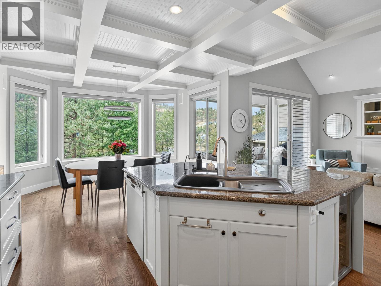  1054 Long Ridge Drive, Kelowna