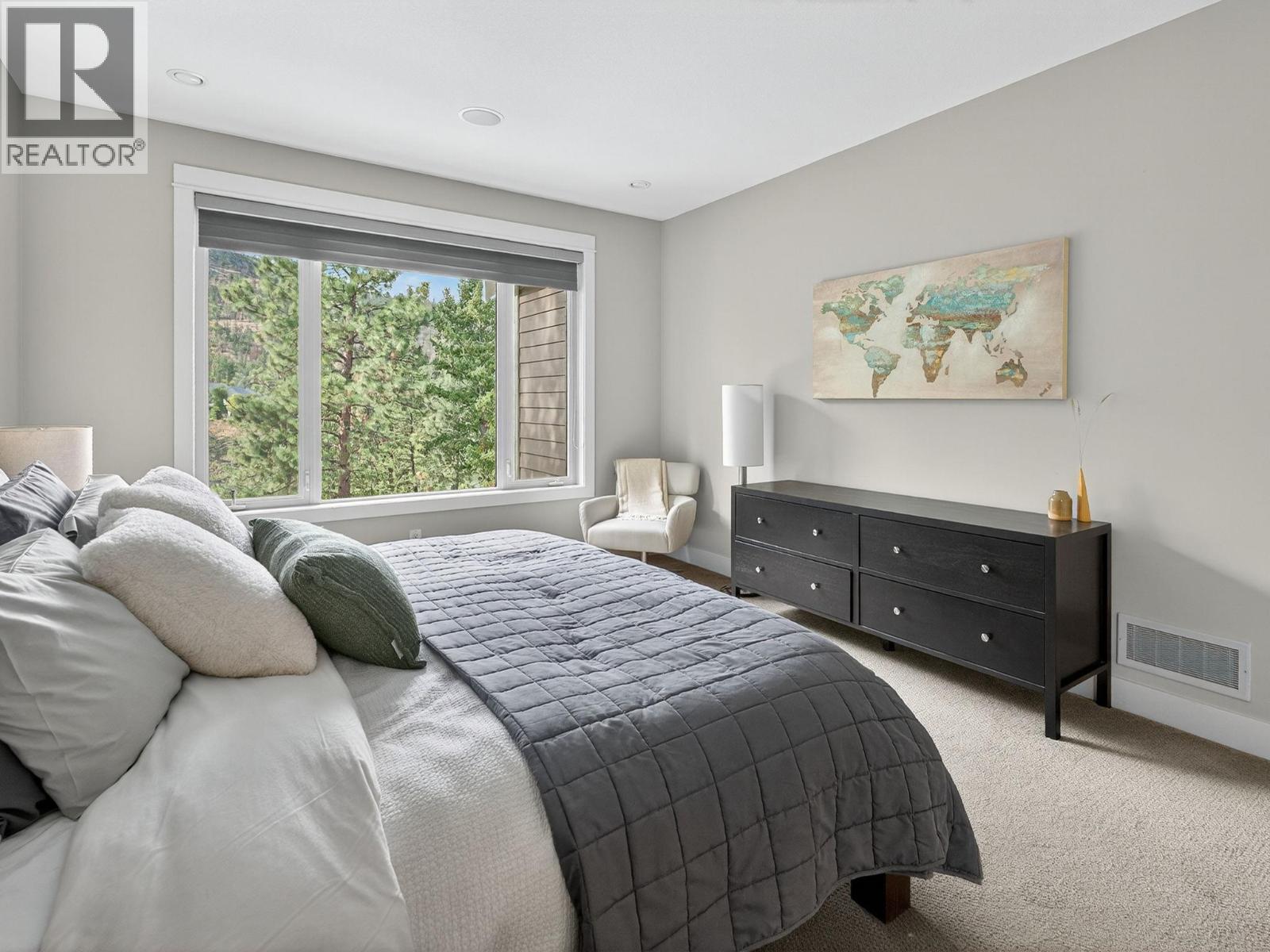  1054 Long Ridge Drive, Kelowna