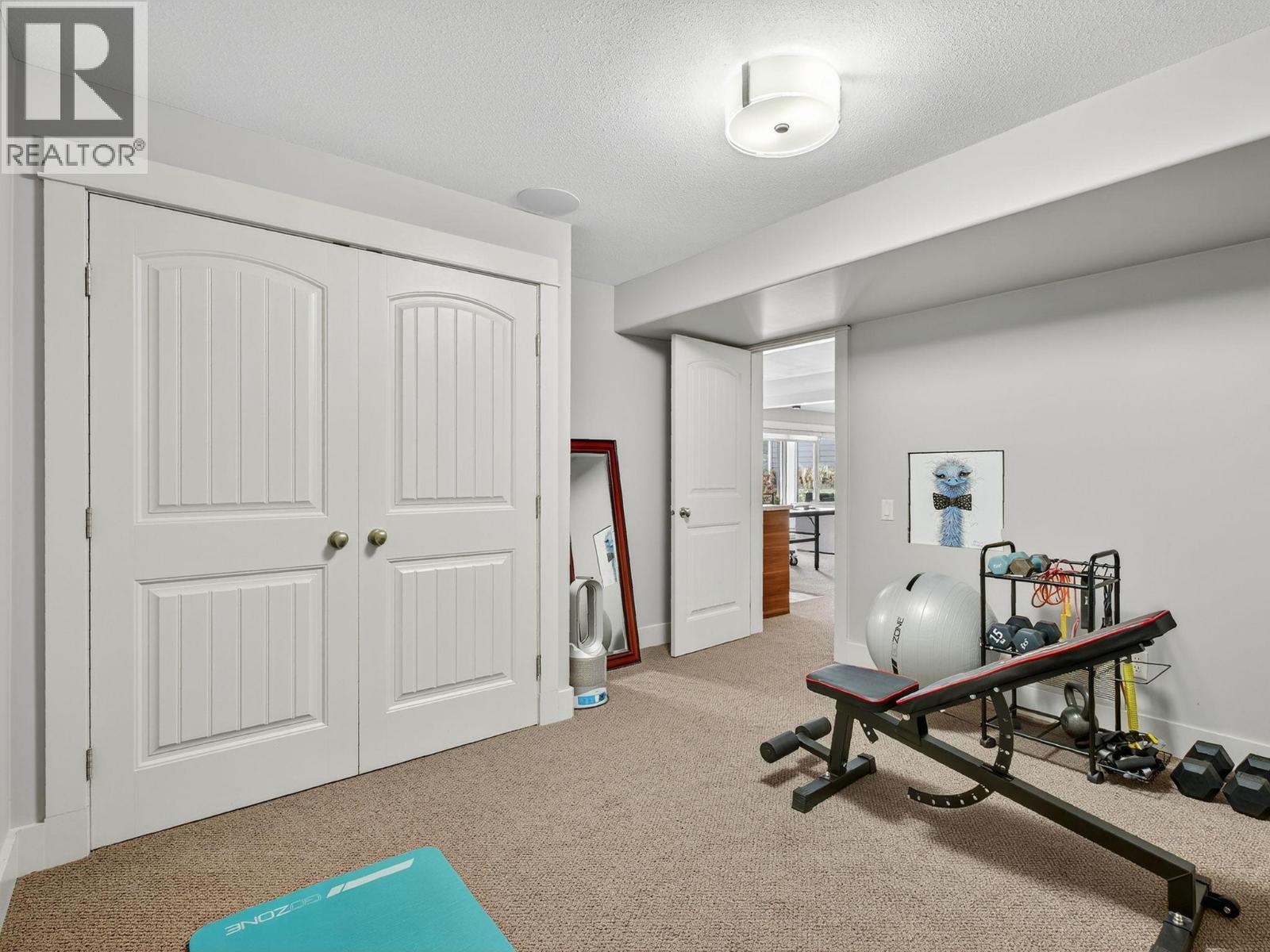  1054 Long Ridge Drive, Kelowna