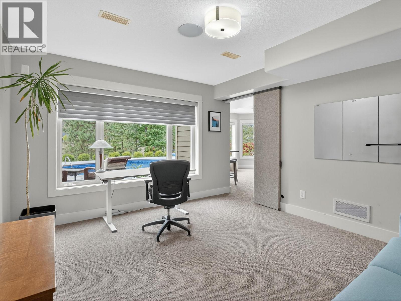  1054 Long Ridge Drive, Kelowna