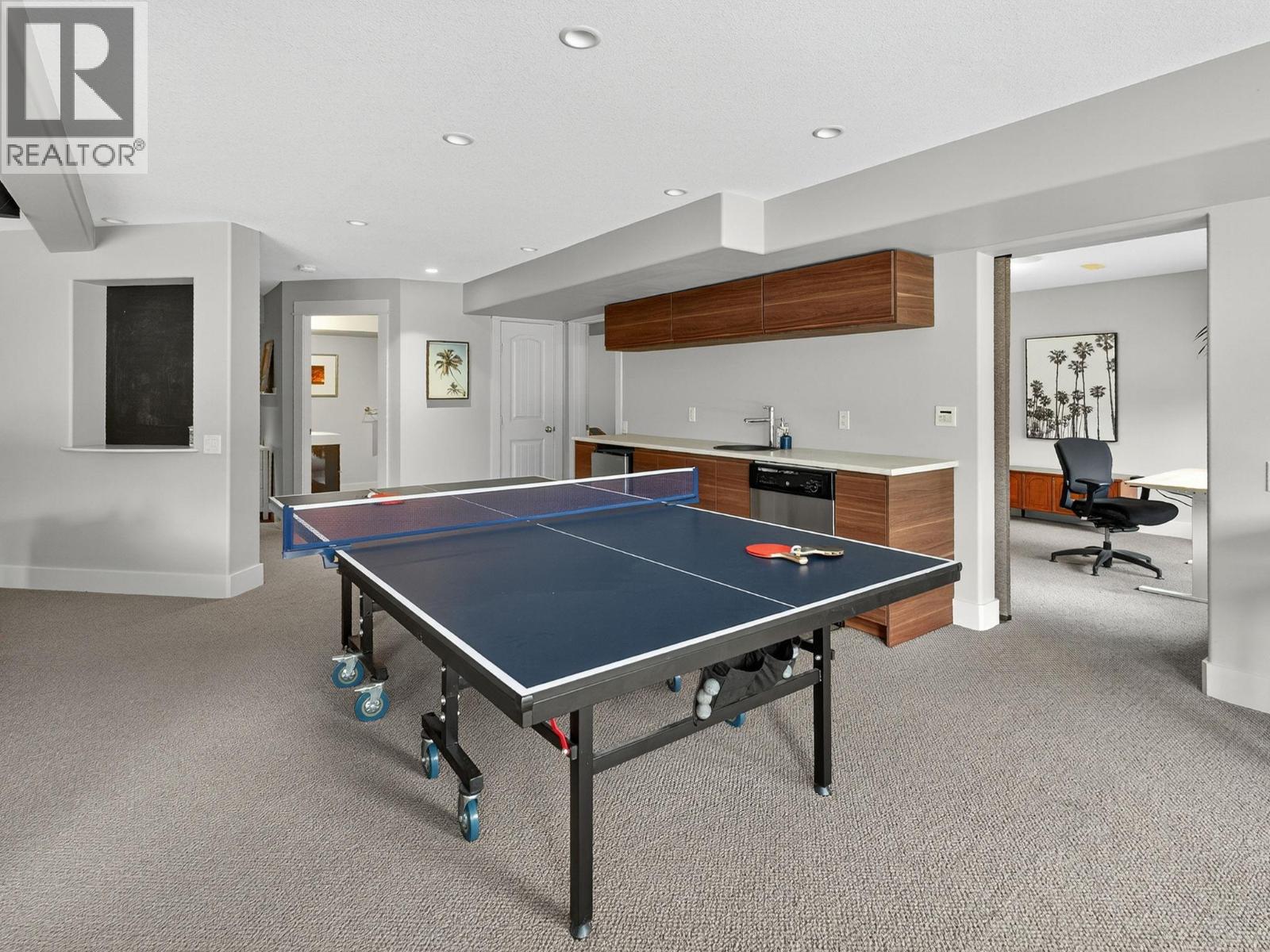  1054 Long Ridge Drive, Kelowna