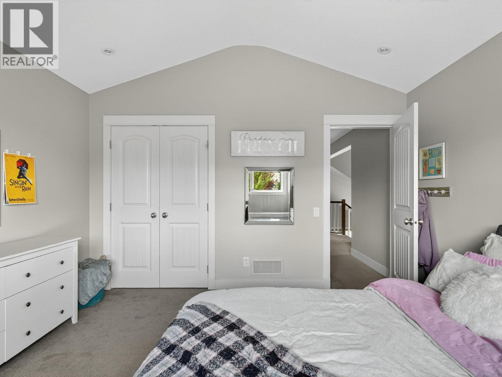  1054 Long Ridge Drive, Kelowna