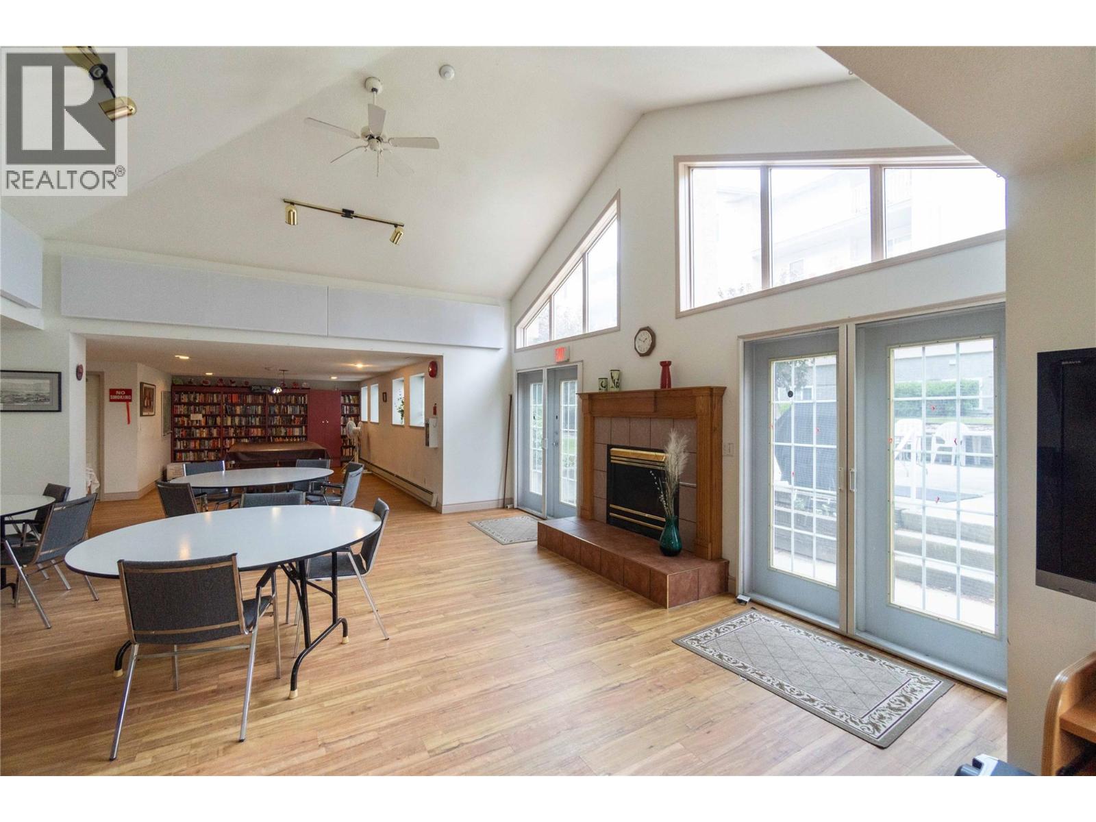 314 250 5 Street Southeast, Salmon Arm