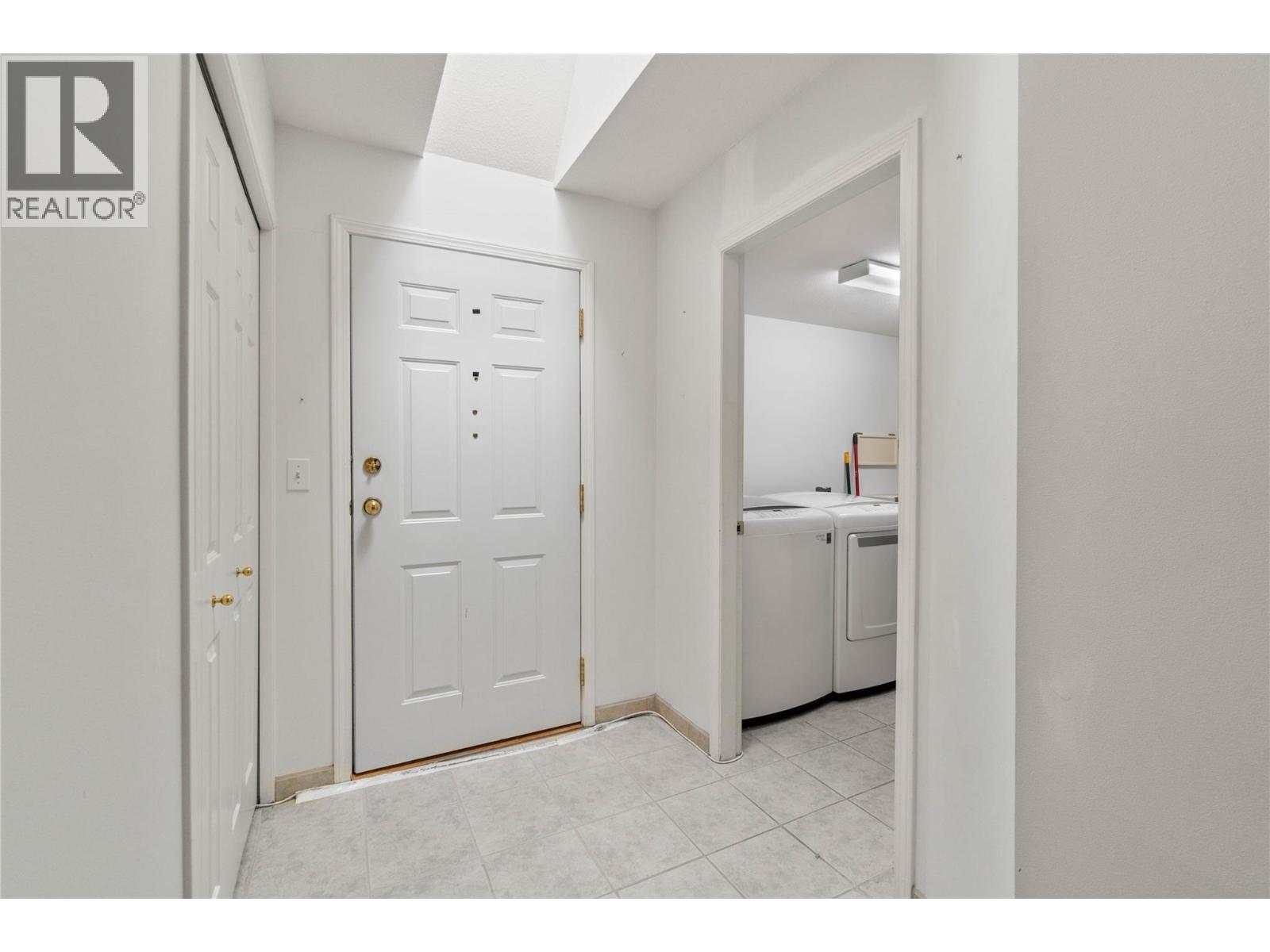 314 250 5 Street Southeast, Salmon Arm