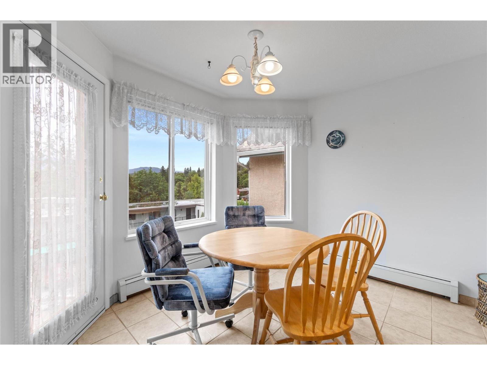 314 250 5 Street Southeast, Salmon Arm