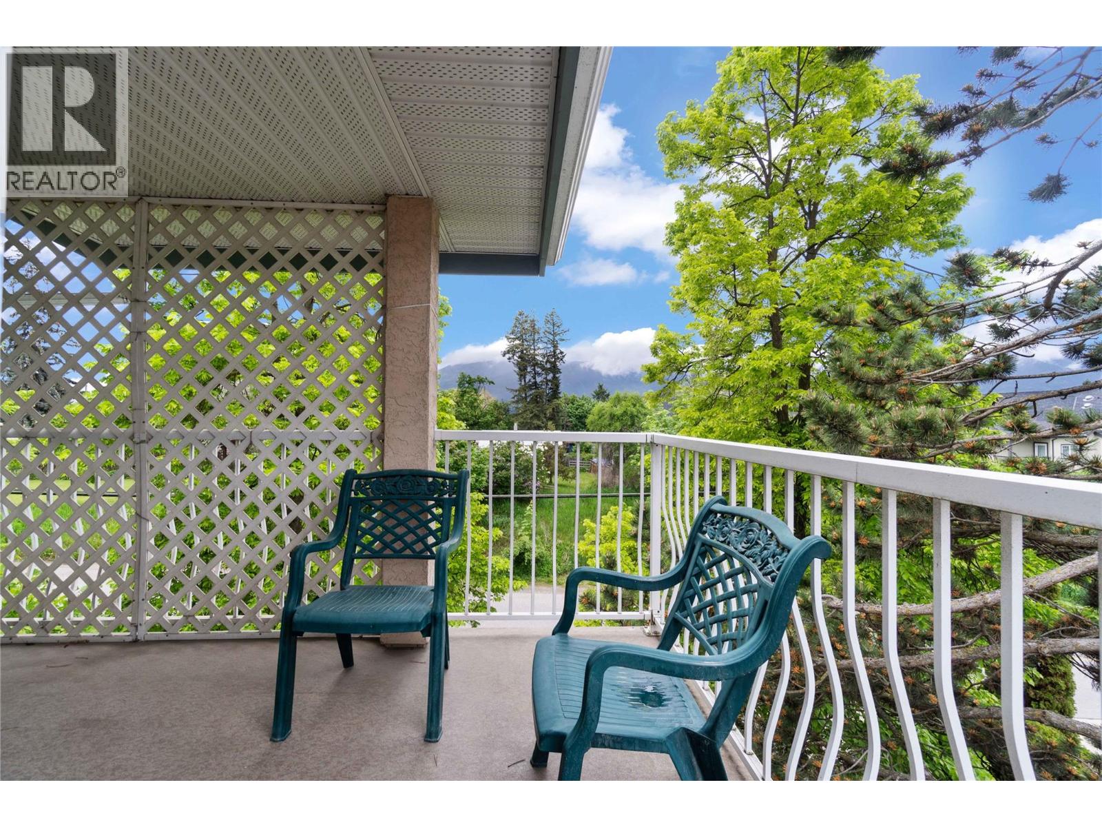 314 250 5 Street Southeast, Salmon Arm