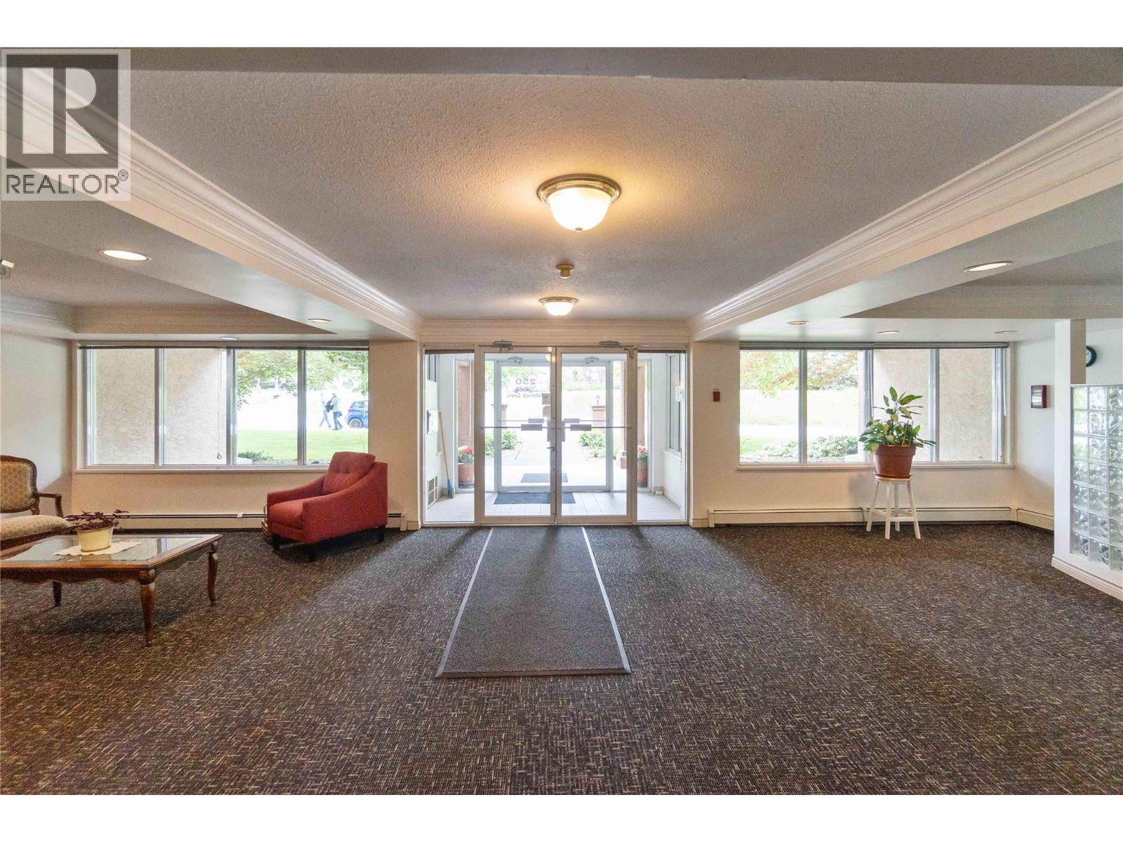 314 250 5 Street Southeast, Salmon Arm