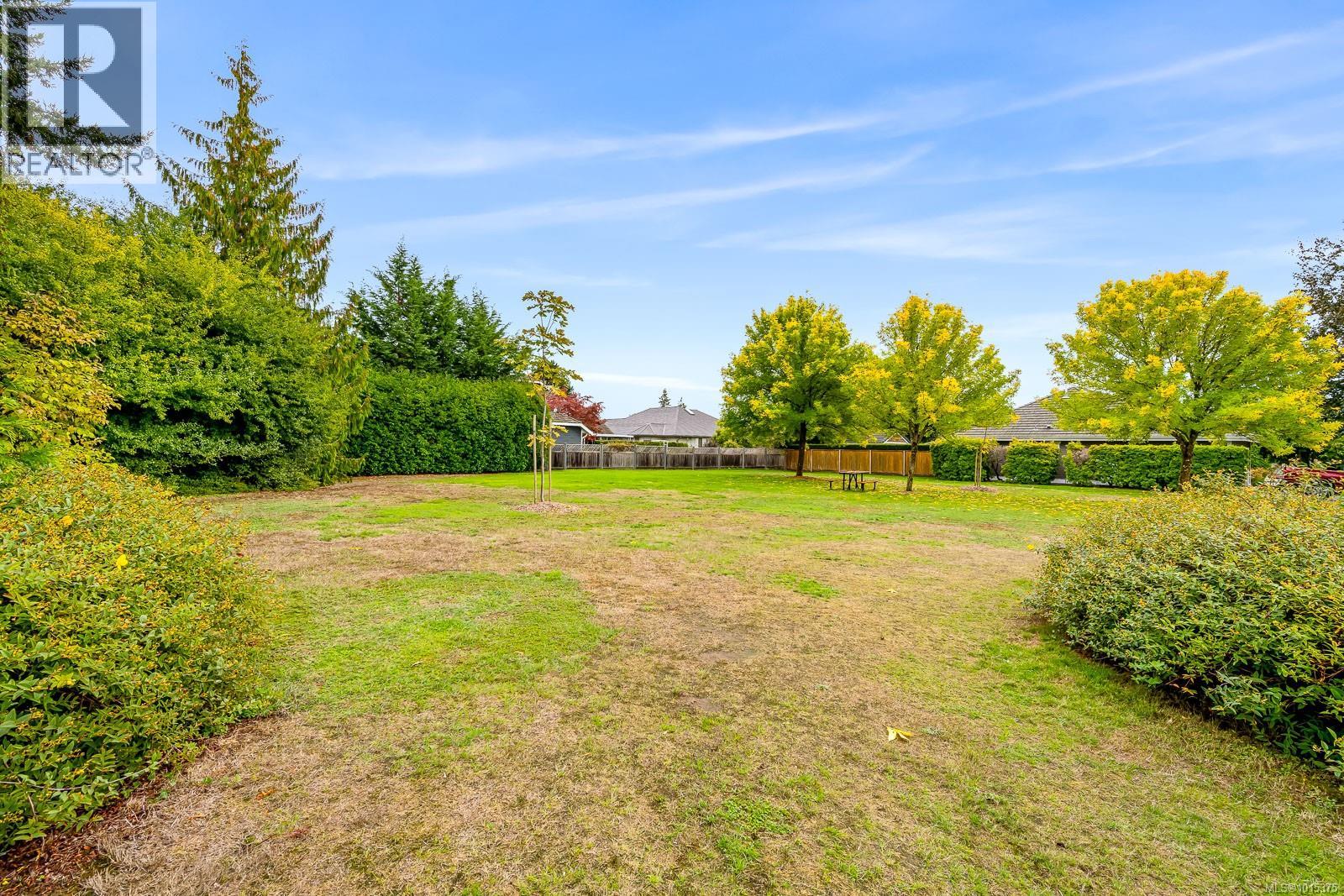 589 Monarch Dr, Courtenay