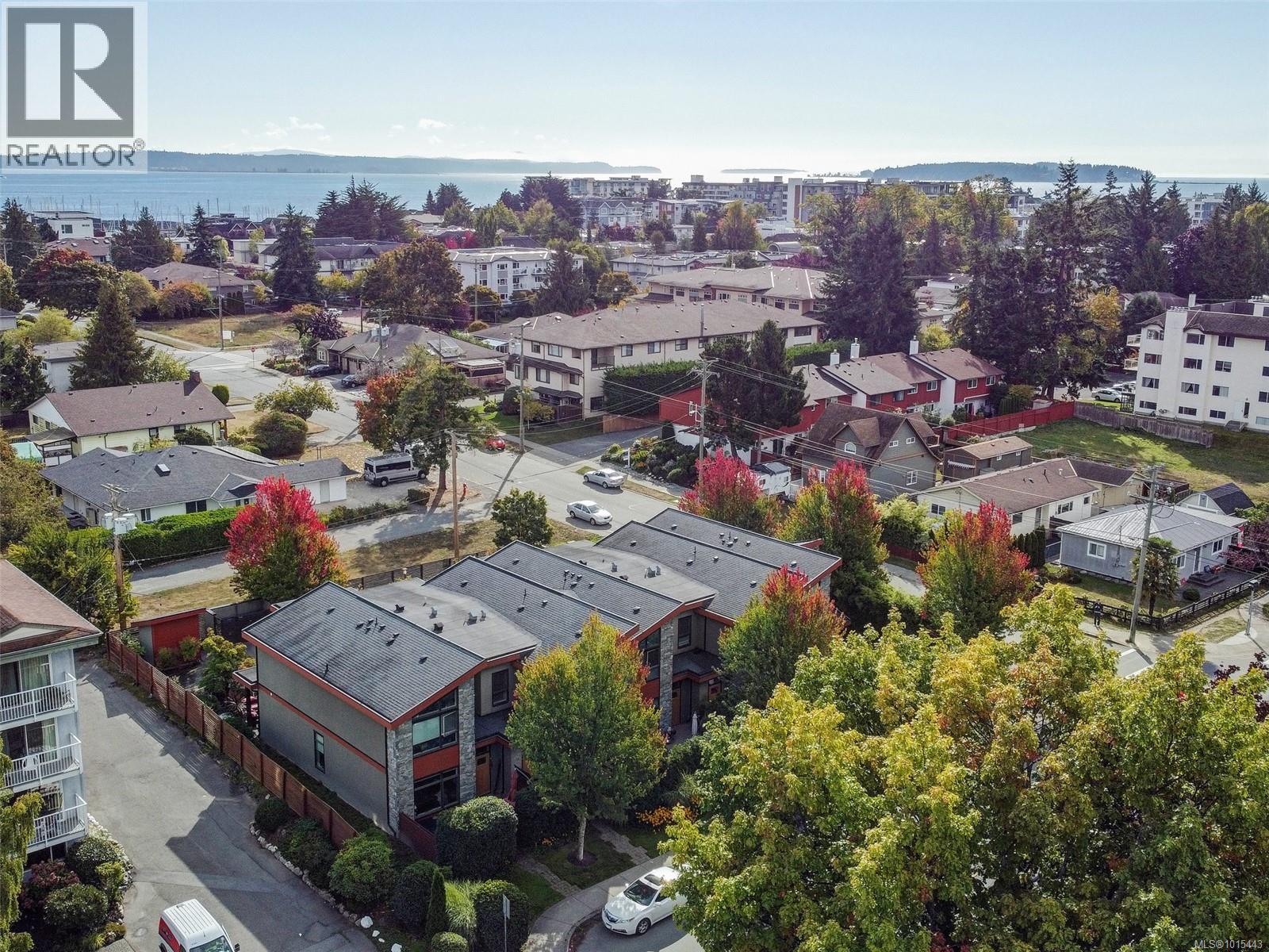 4 2350 Henry Avenue, Sidney