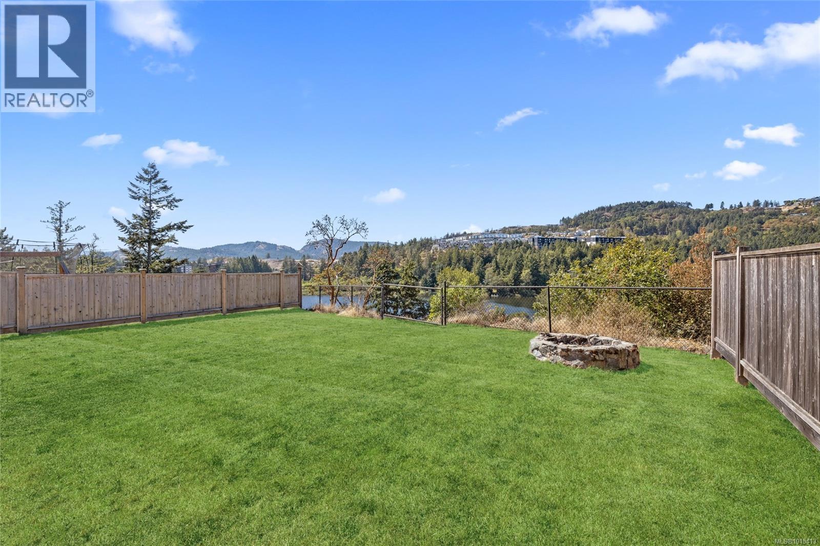  2514 Prospector Way, Langford