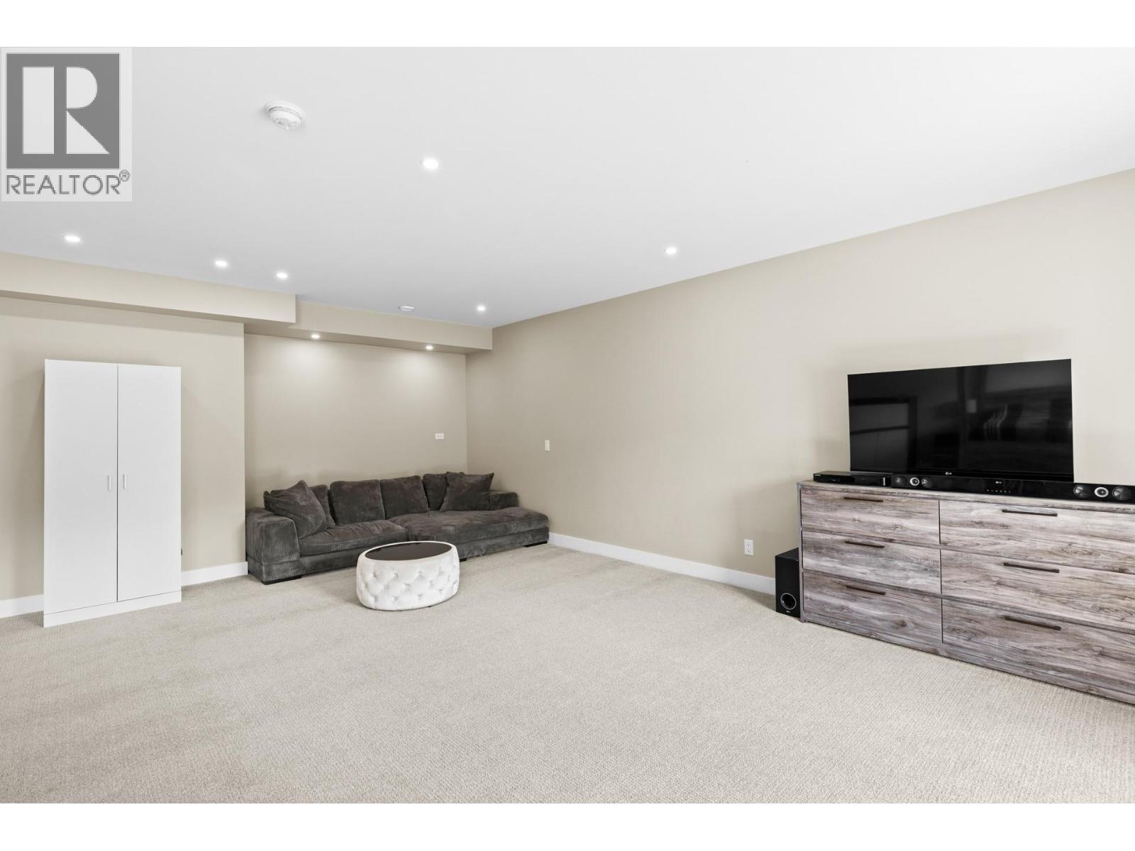  465 Swan Drive, Kelowna
