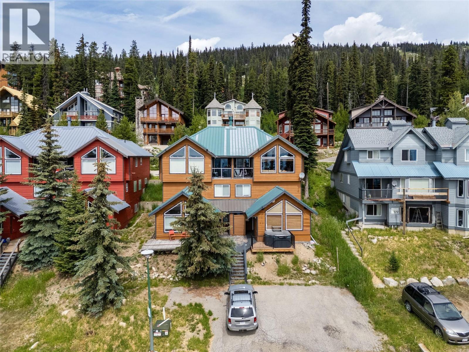 5965 Snow Pines Crescent Unit# D, Big White