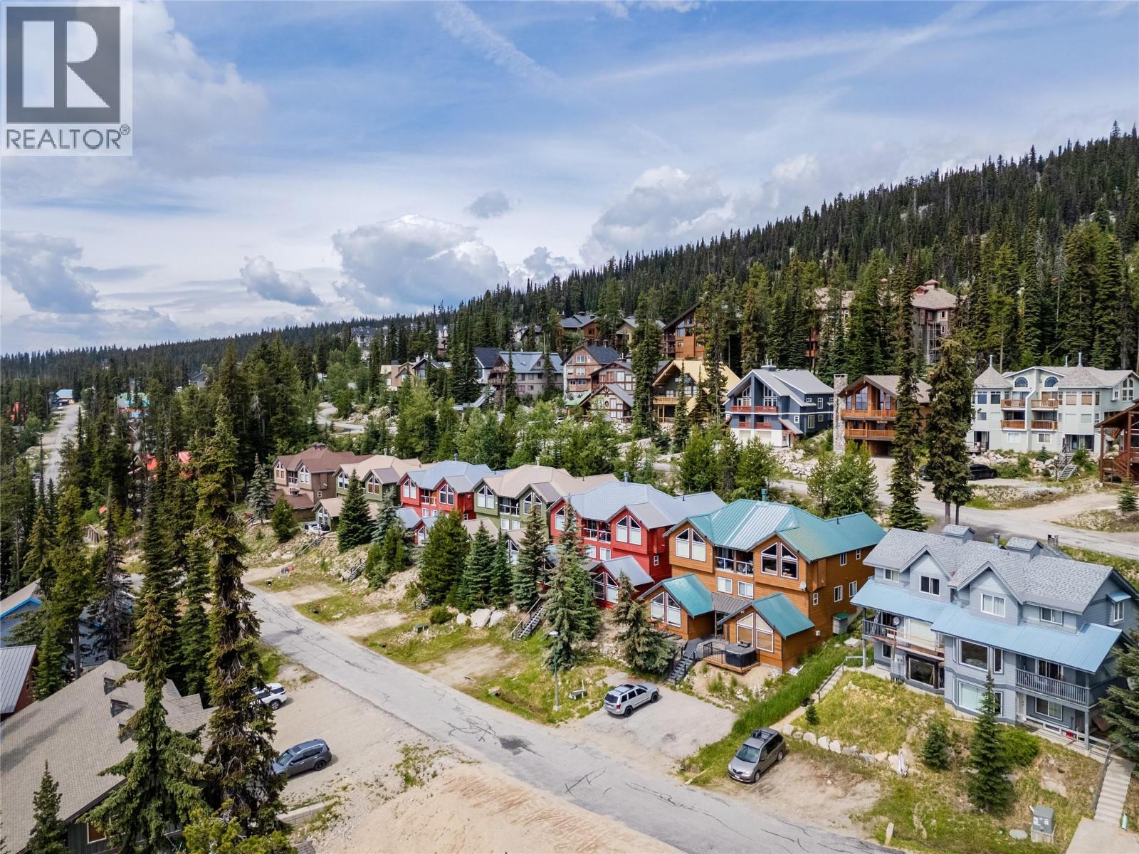5965 Snow Pines Crescent Unit# D, Big White