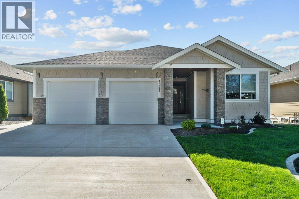 1321 24 Street SE, Salmon Arm