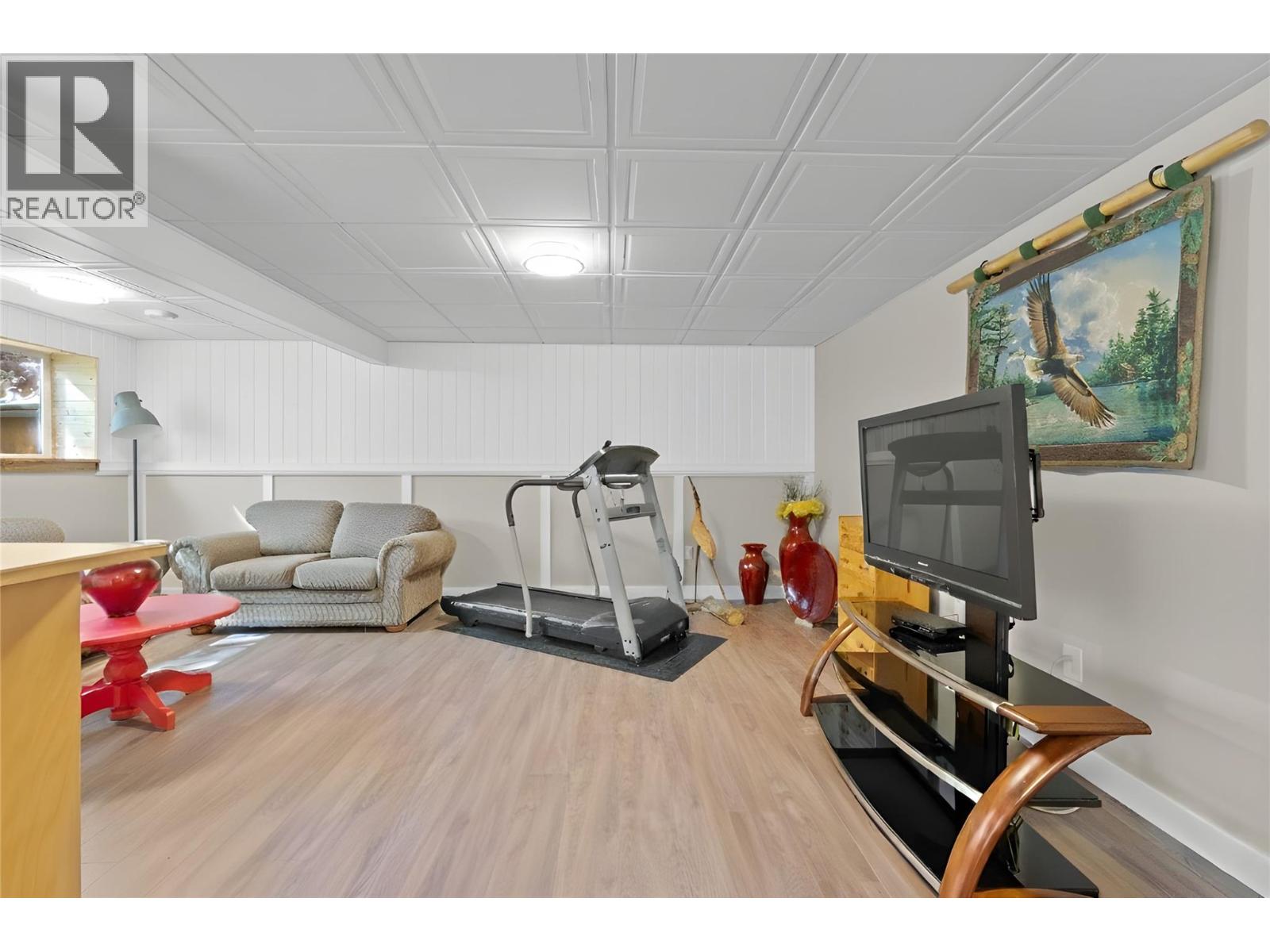 1321 24 Street SE, Salmon Arm