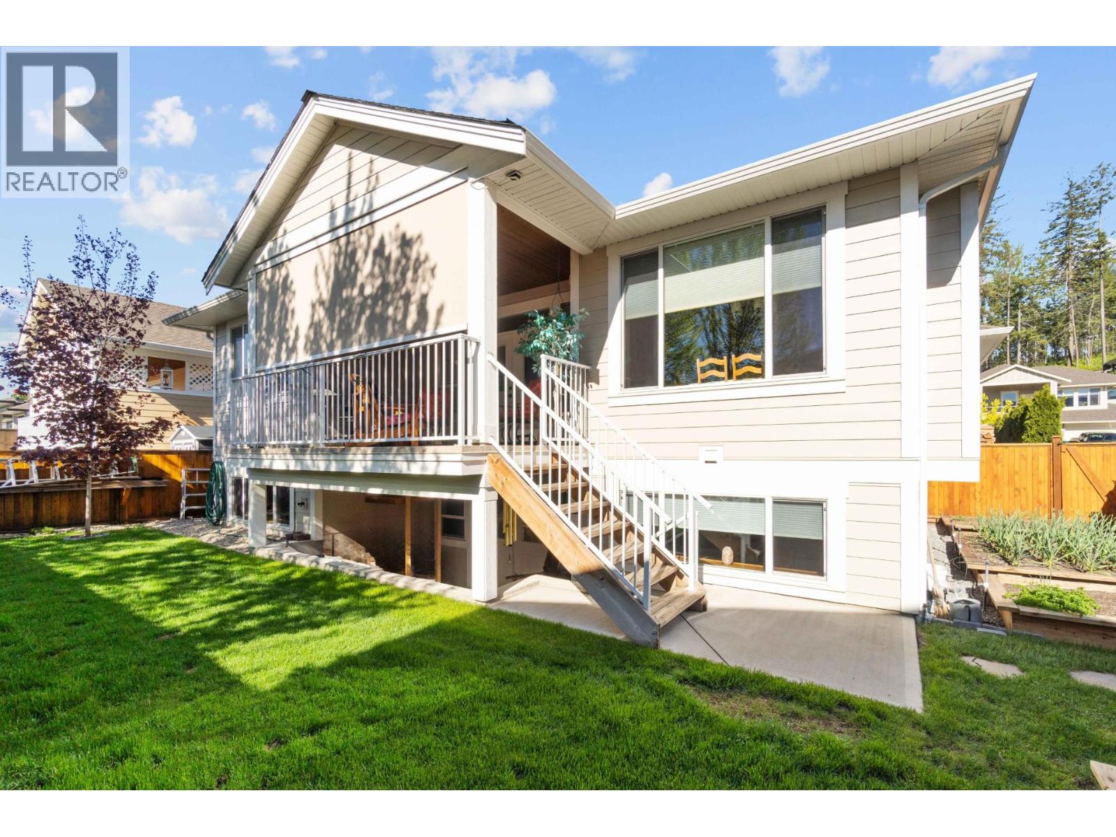 1321 24 Street SE, Salmon Arm