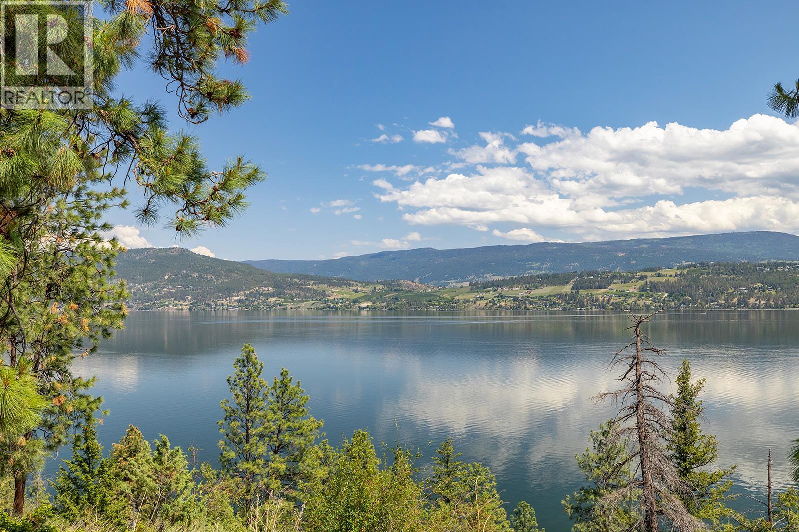 #14-3985 Westside Road, Kelowna