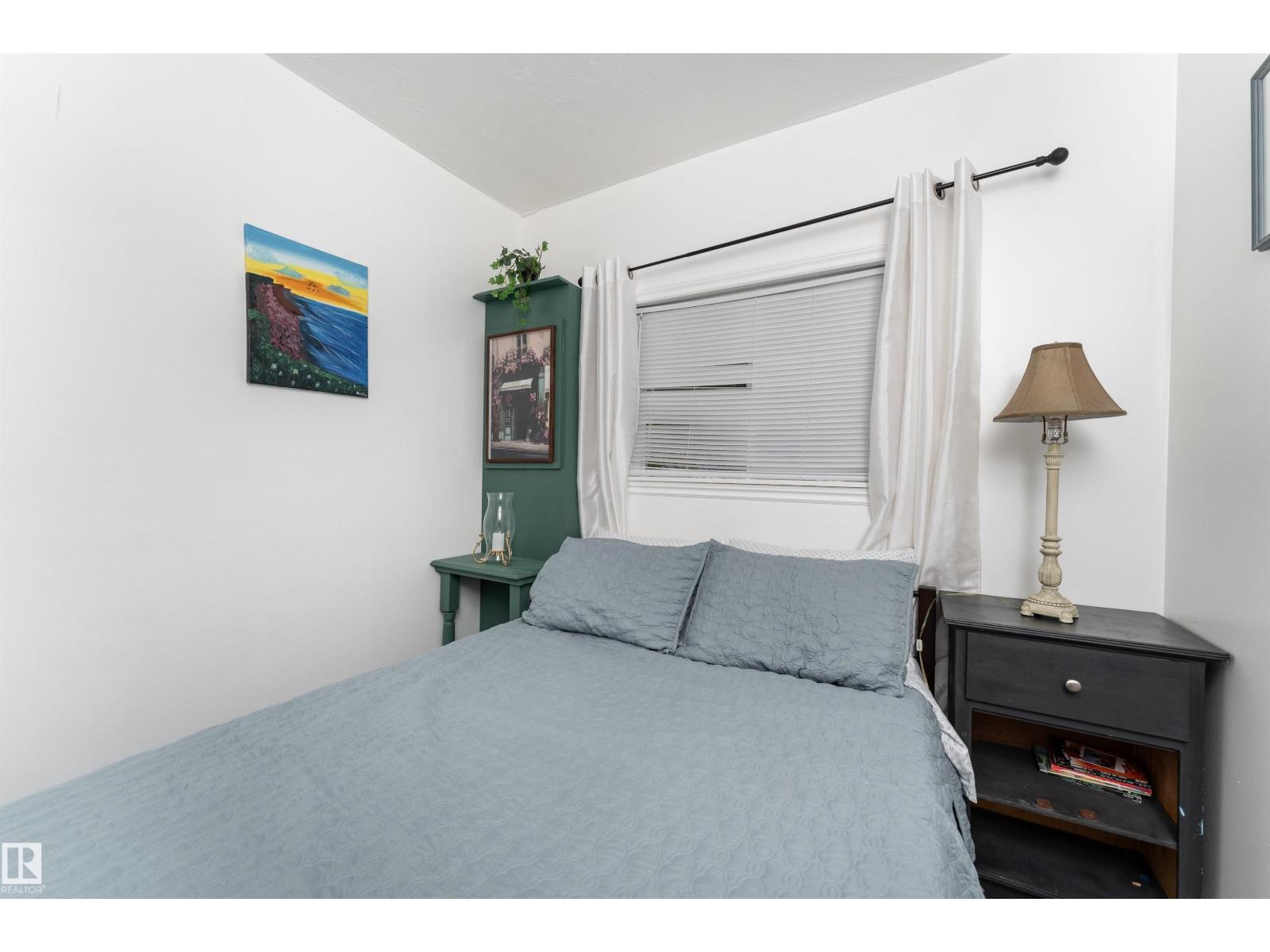 11539 101 ST NW, Edmonton