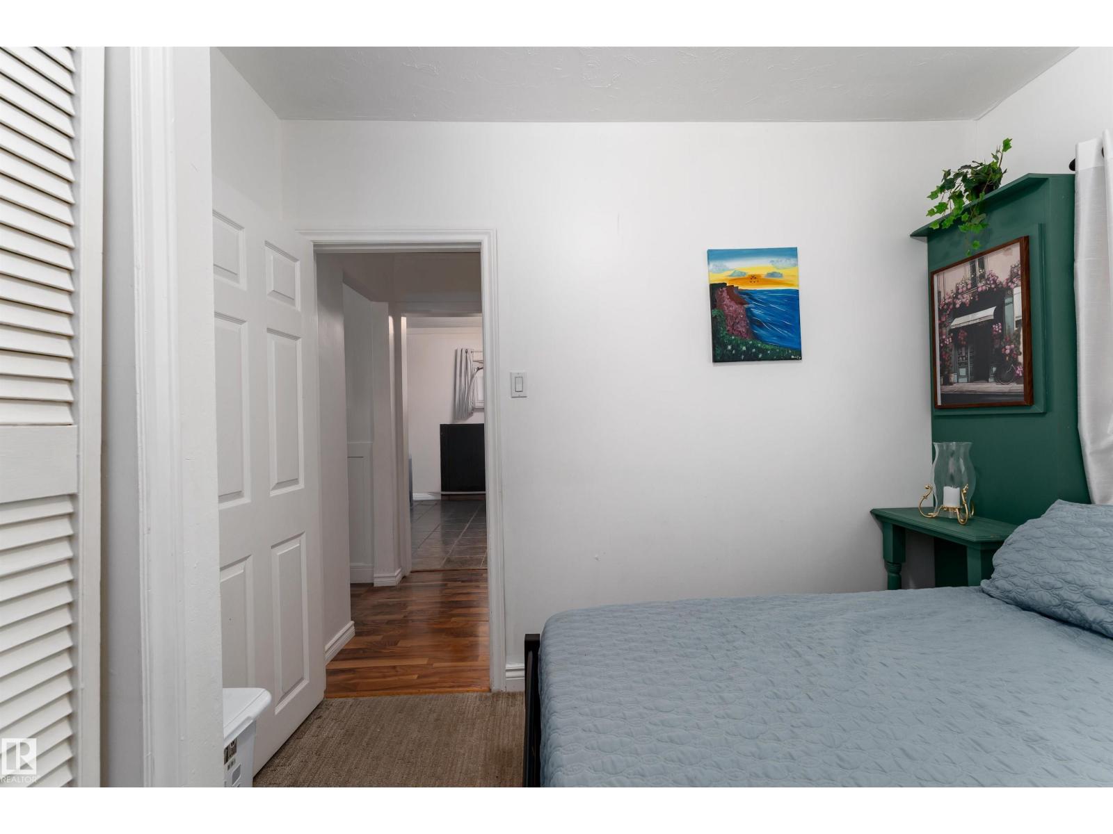 11539 101 ST NW, Edmonton