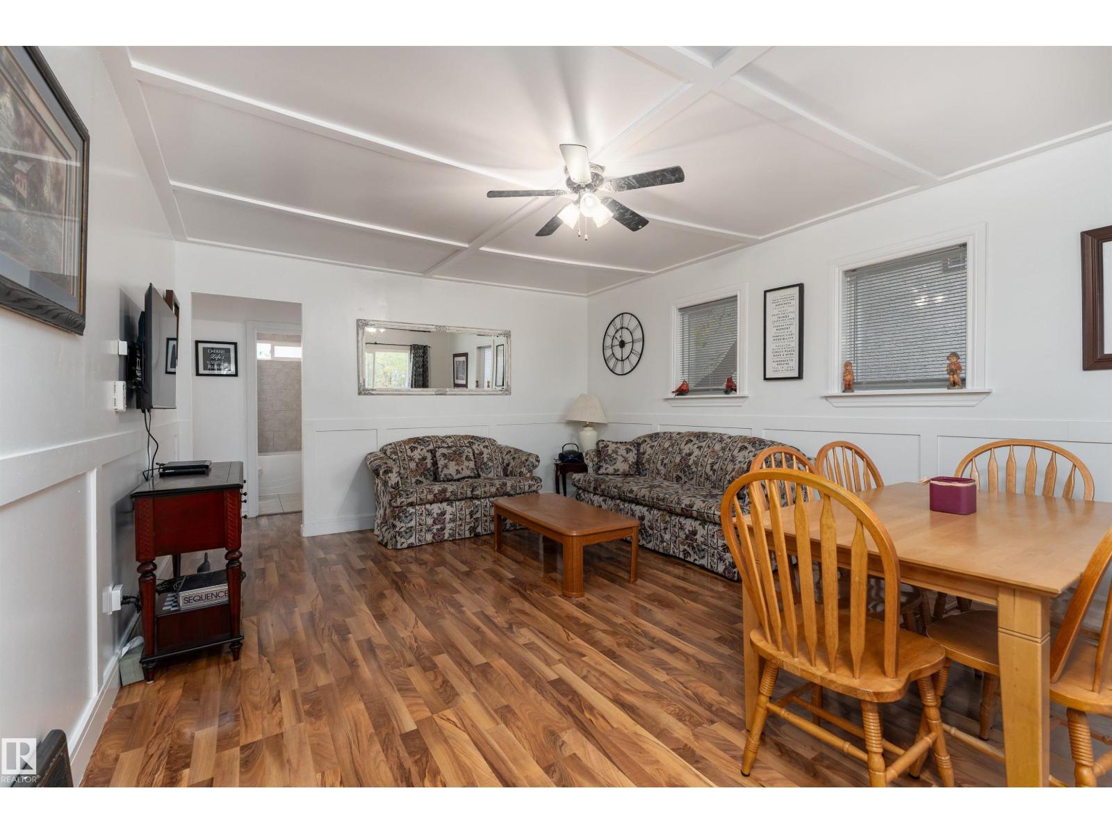 11539 101 ST NW, Edmonton