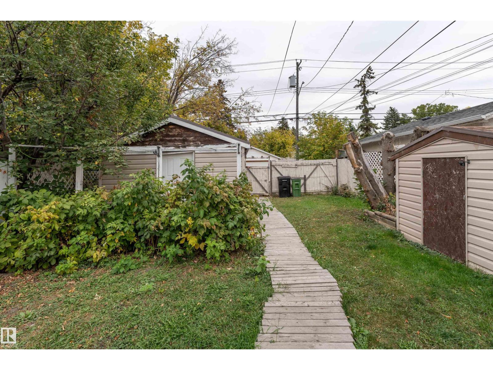 11539 101 ST NW, Edmonton