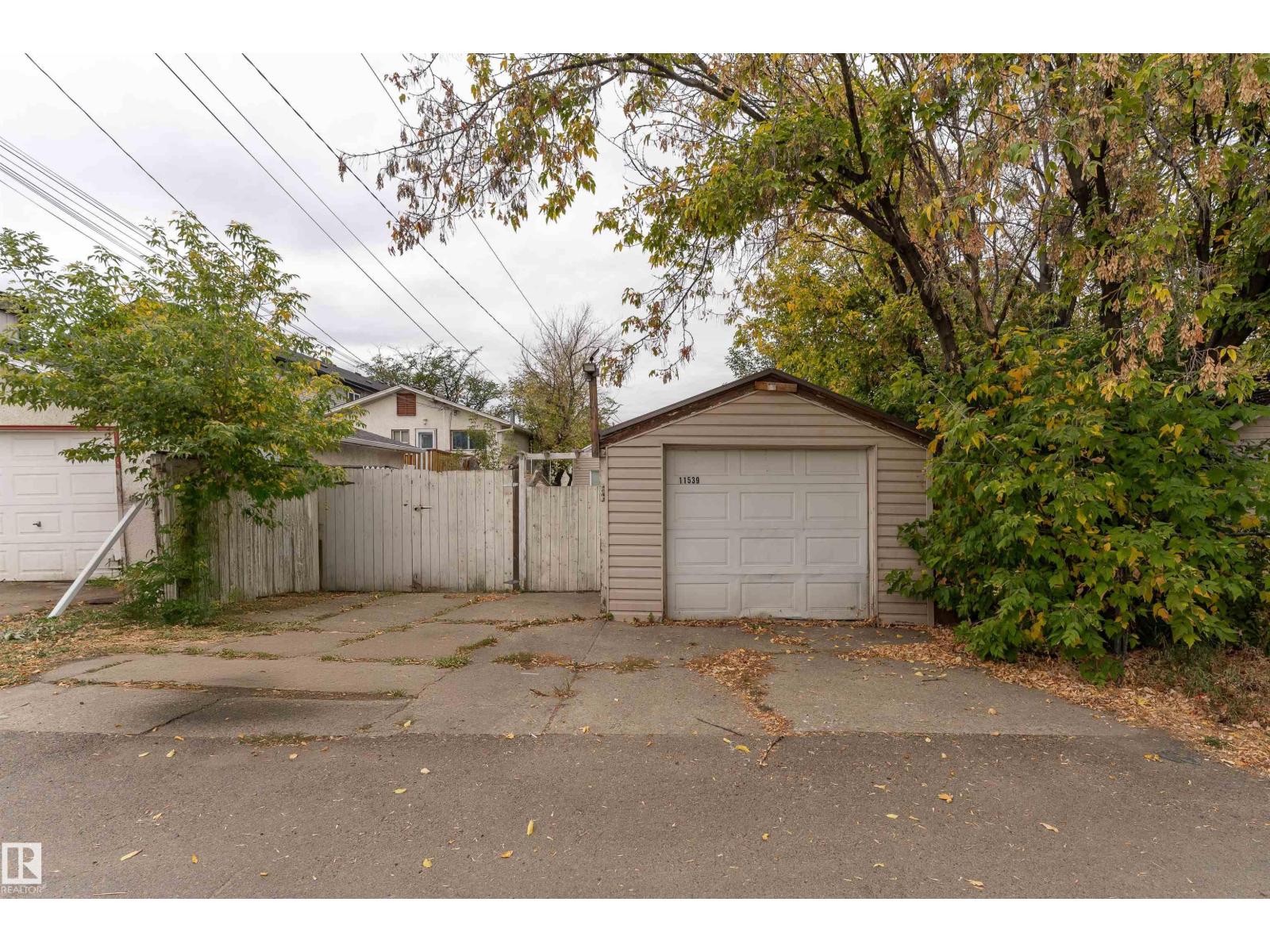 11539 101 ST NW, Edmonton