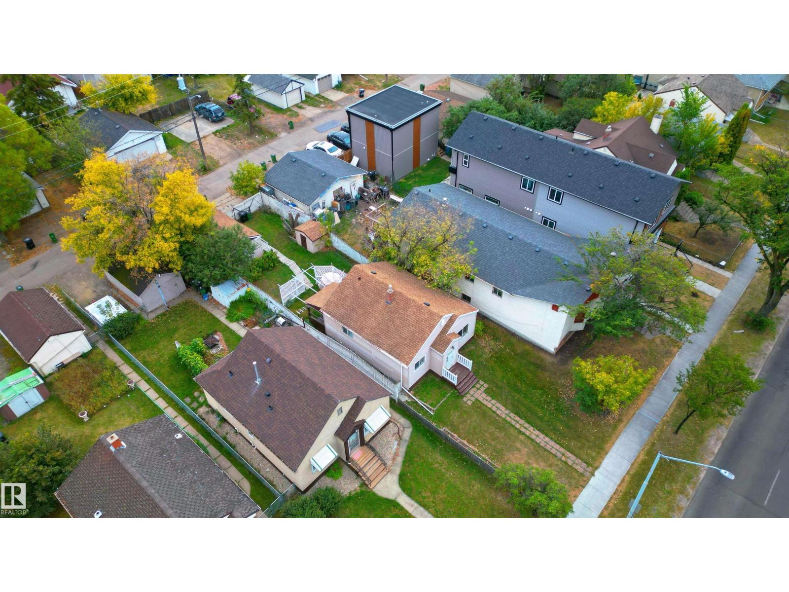 11539 101 ST NW, Edmonton