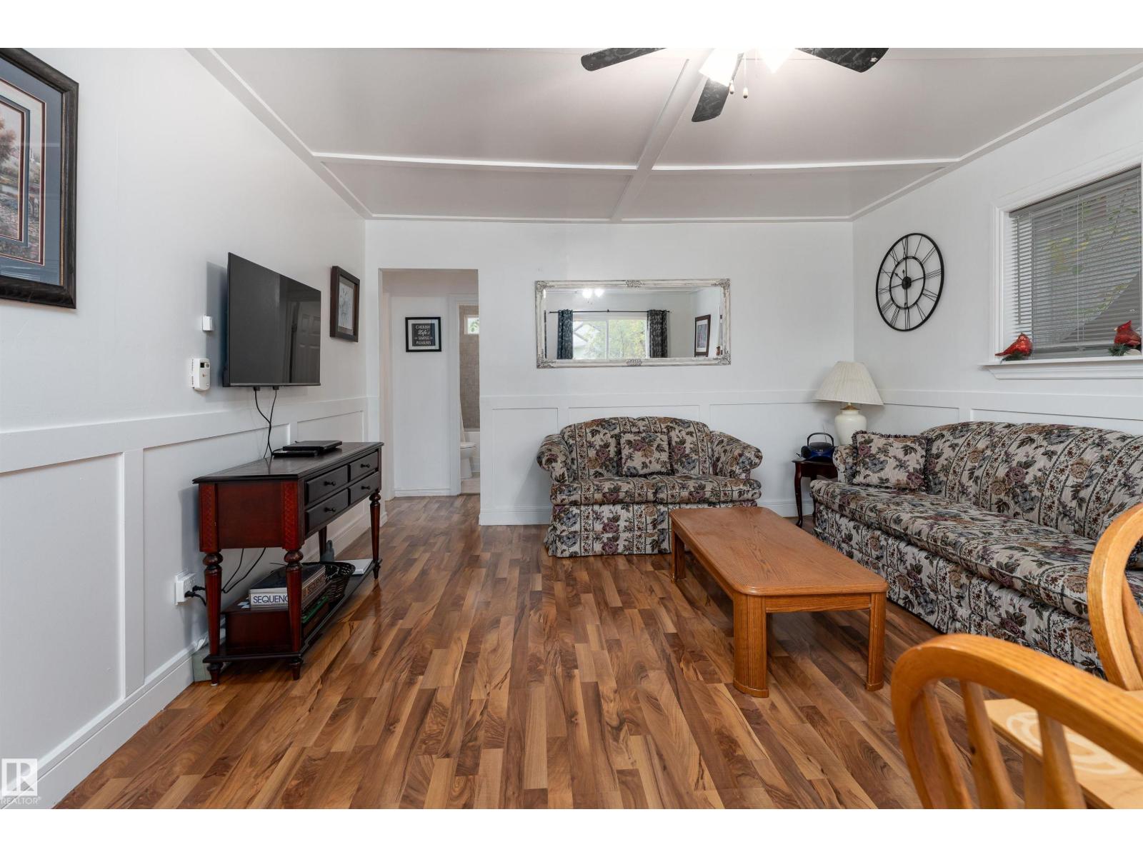 11539 101 ST NW, Edmonton