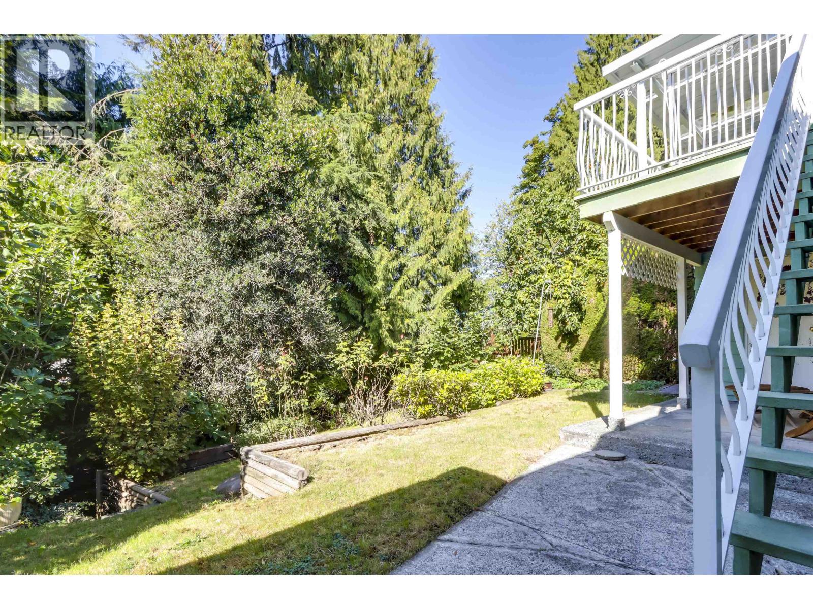 2141 DAUPHIN PLACE, Burnaby
