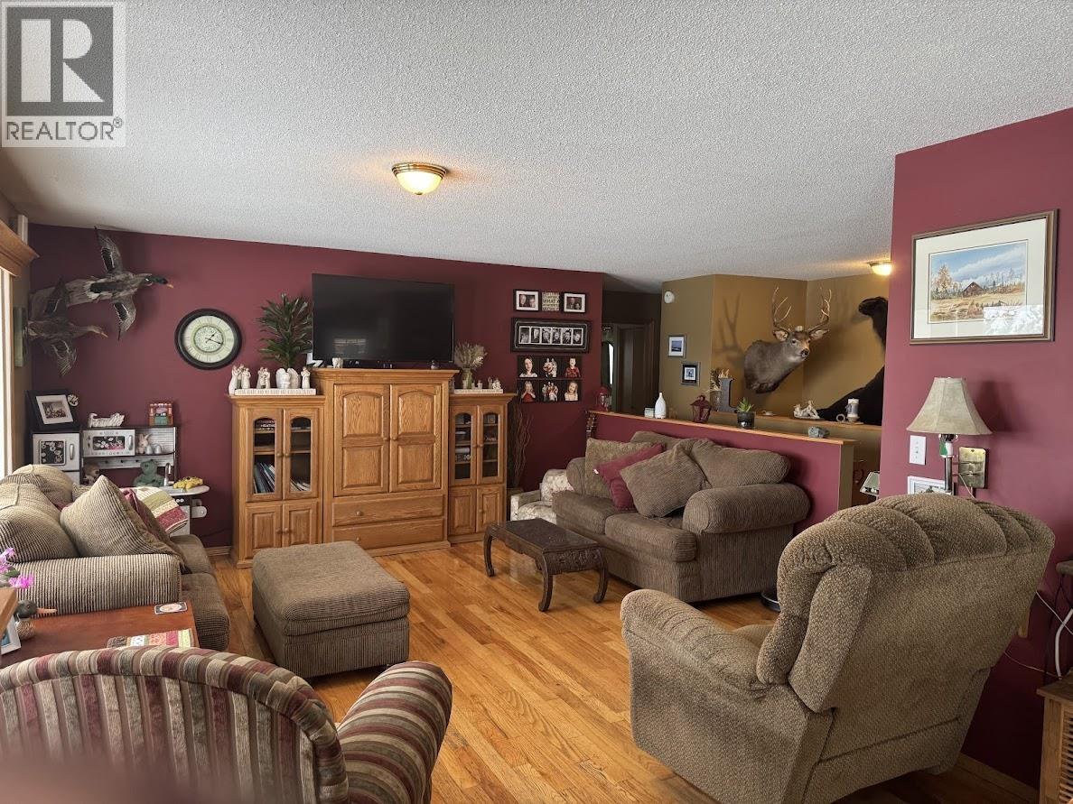 3705 TCHESINKUT LAKE Road, Burns Lake