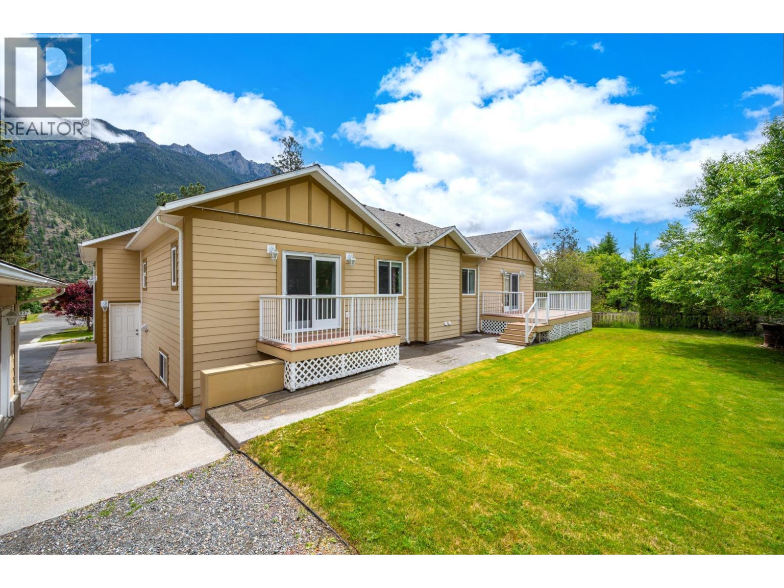 181 HOMESTEAD Road, Lillooet