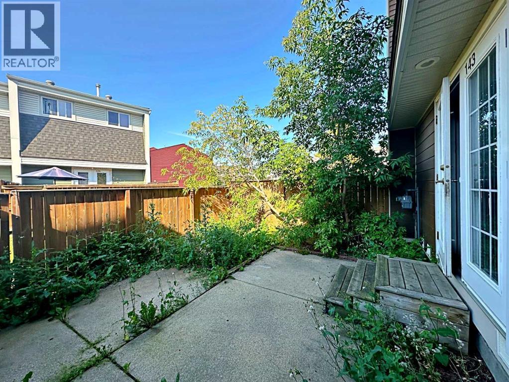 400 Silin Forest Road, Fort McMurray