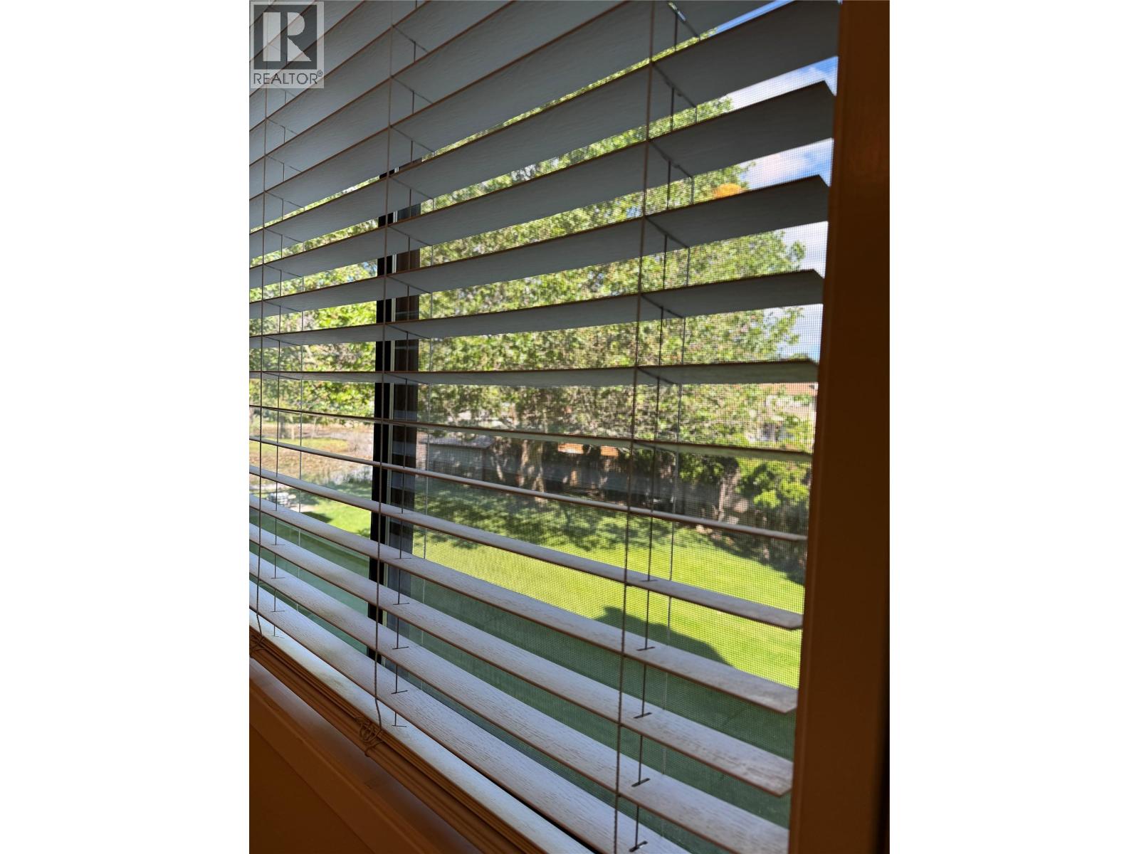 205 150 Skaha Place, Penticton