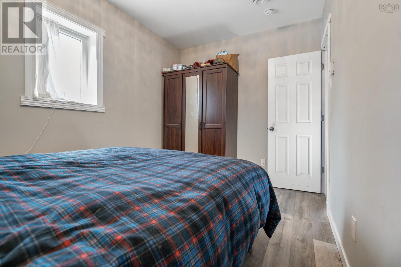 Property 26 of 30 of 1524 Highway 215