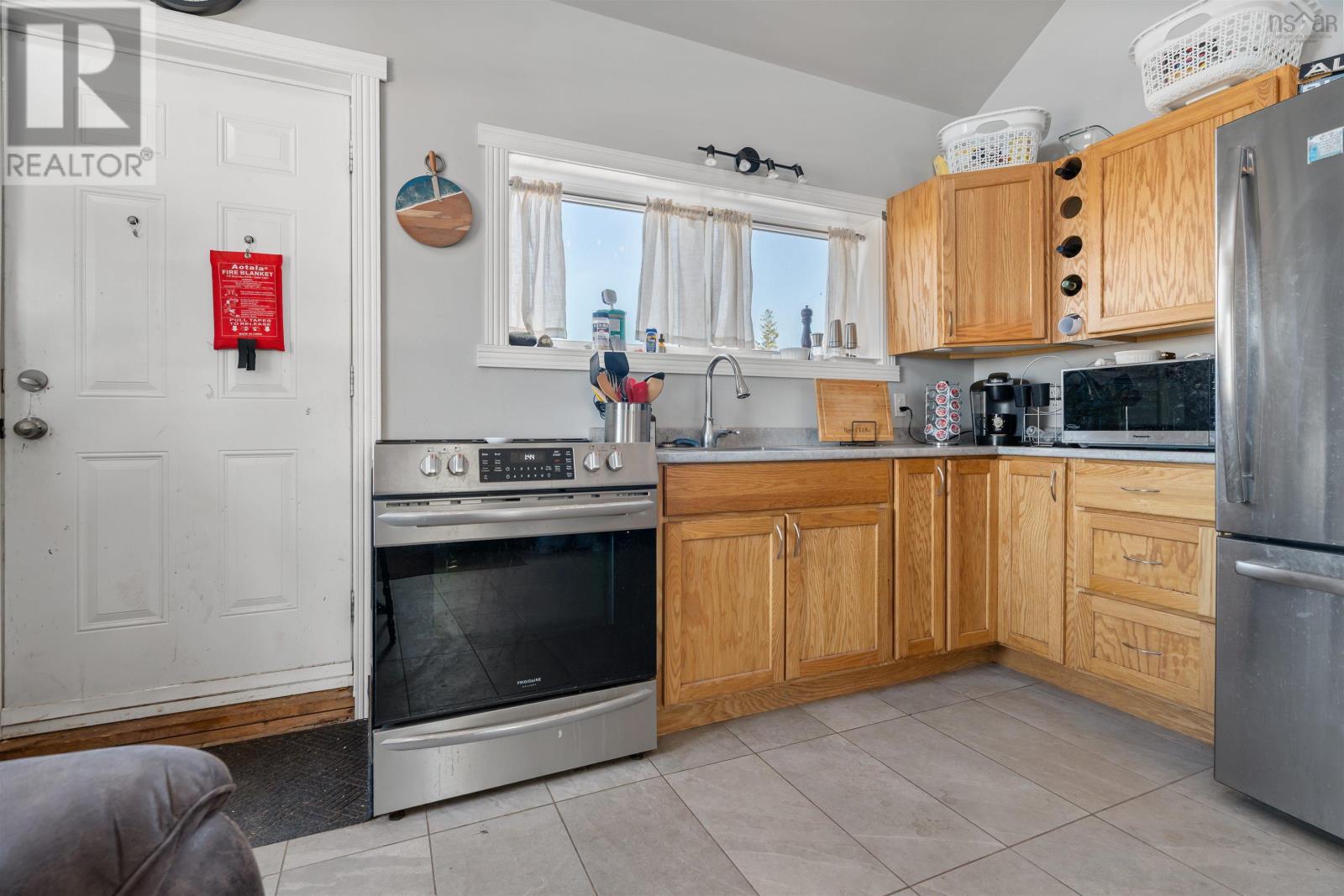 Property 13 of 30 of 1524 Highway 215