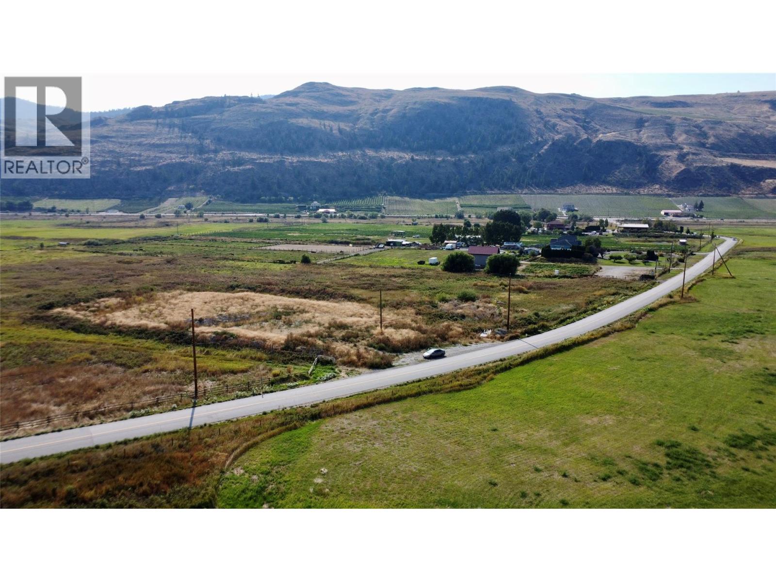 8535 Road 22 Avenue, Osoyoos