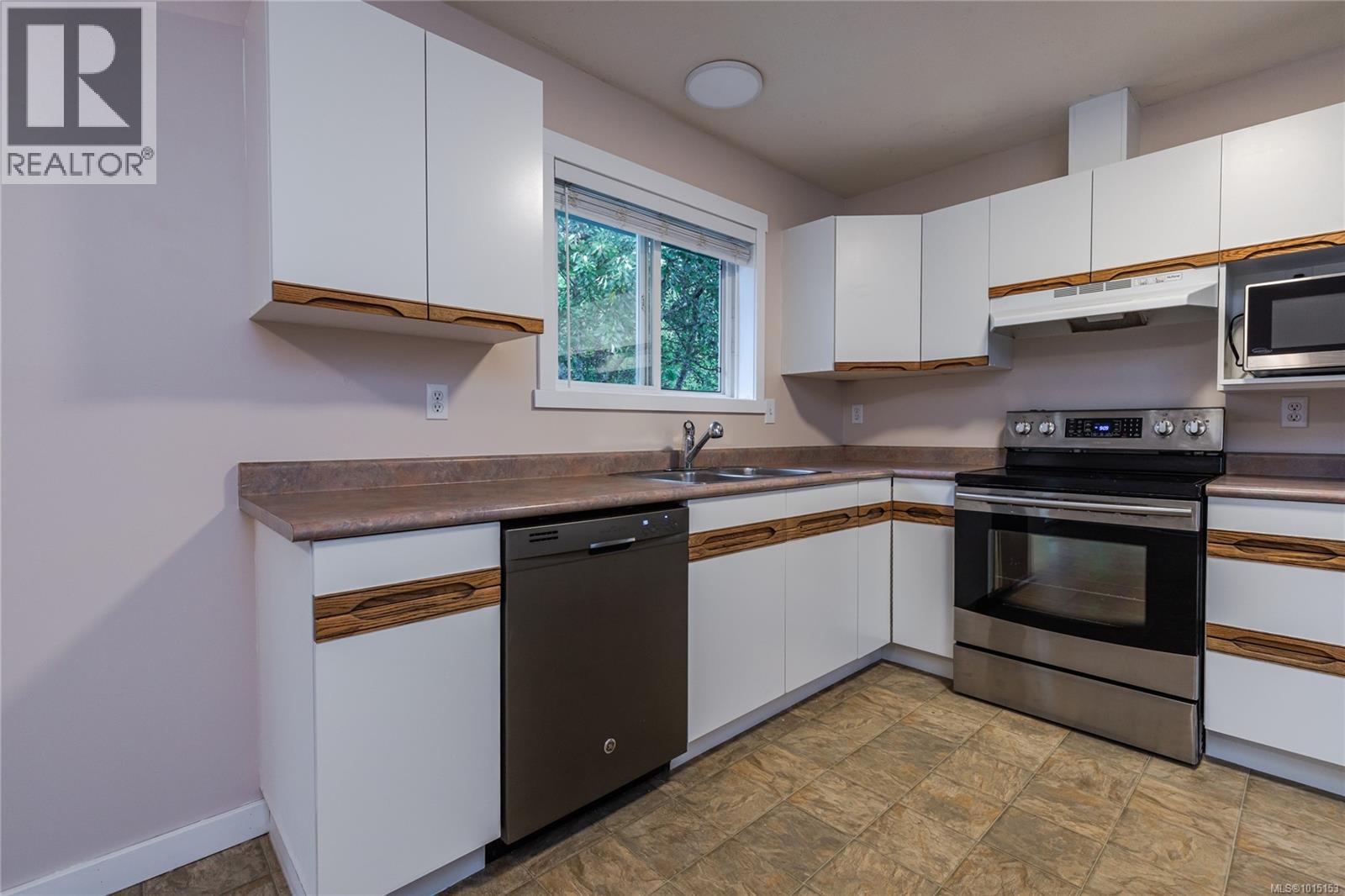 1003 Bramblewood Lane, Nanaimo