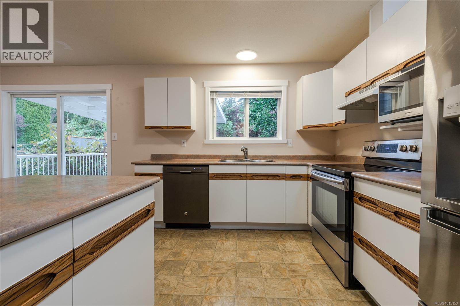 1003 Bramblewood Lane, Nanaimo