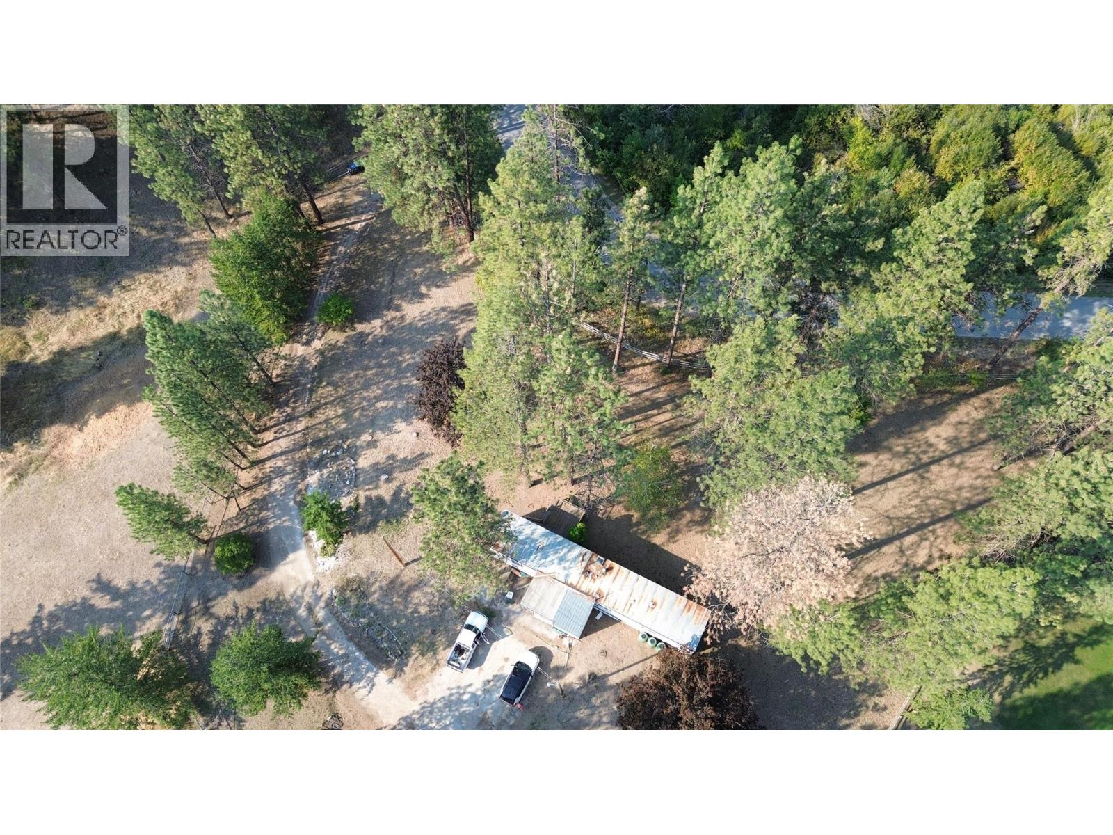  871 Green Lake Road, Oliver