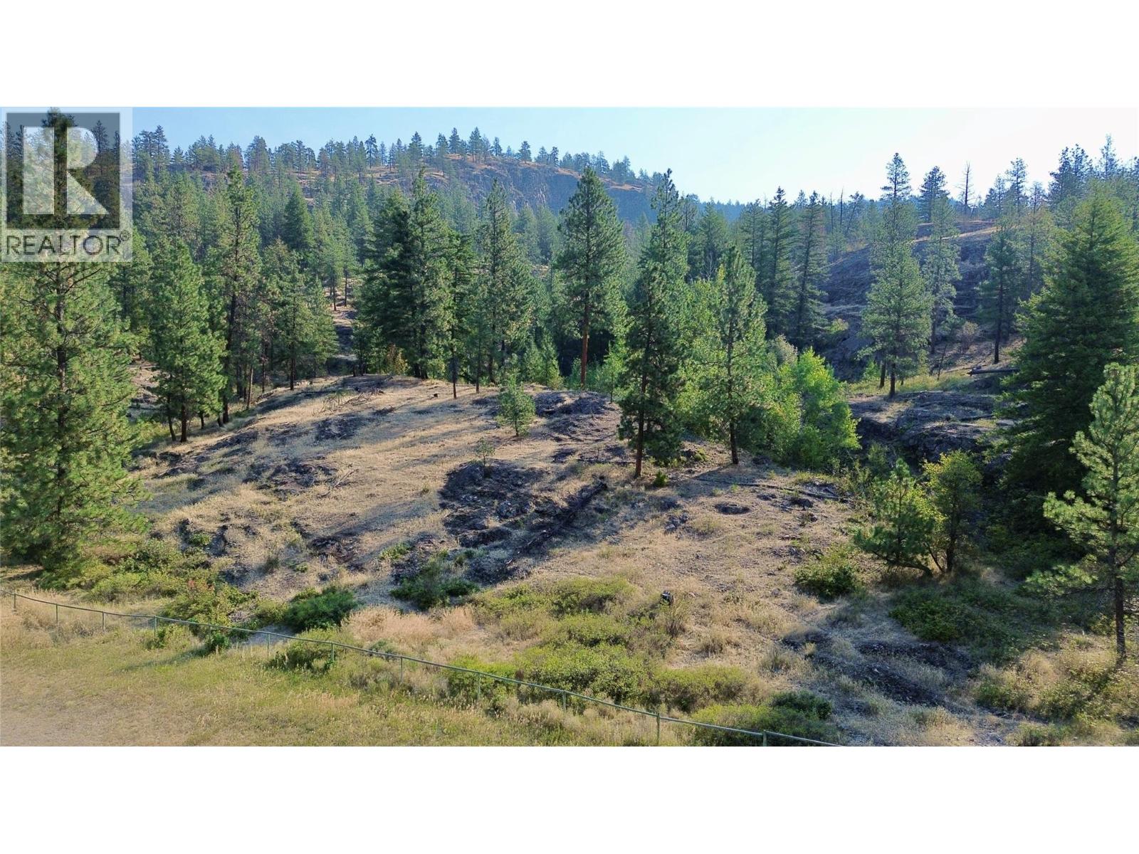  871 Green Lake Road, Oliver
