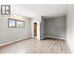 1961 Vernon Street, Lumby, BC V0E2G0 Photo 34