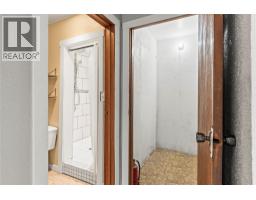 1961 Vernon Street, Lumby, BC V0E2G0 Photo 28