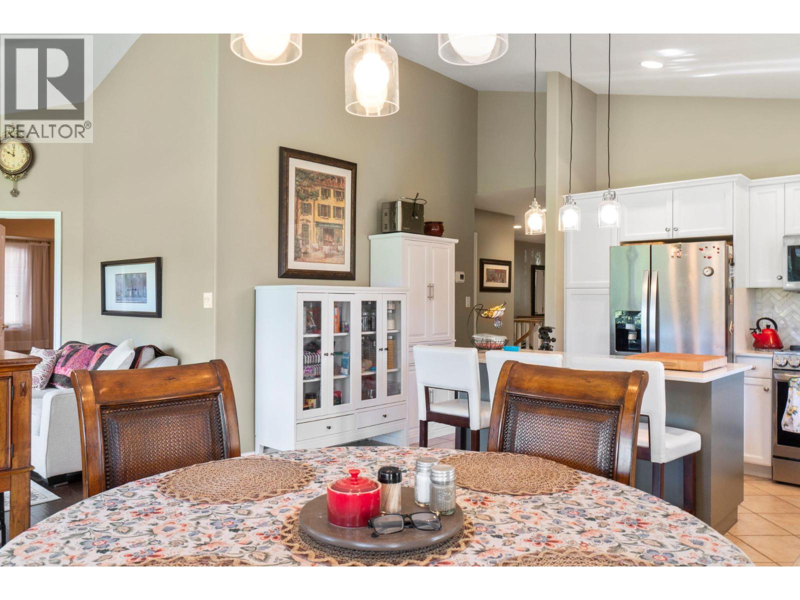 11 2550 Golf Course Drive, Blind Bay